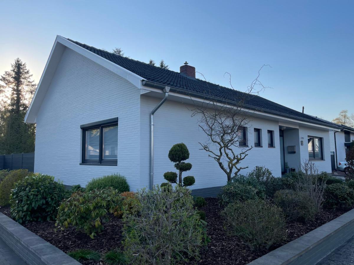 Ferien Bungalow Ennens Rhauderfehn エクステリア 写真