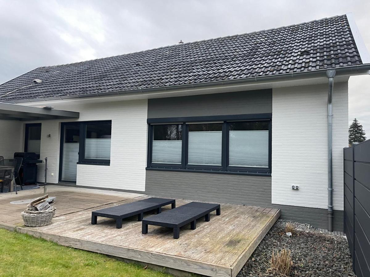 Ferien Bungalow Ennens Rhauderfehn エクステリア 写真